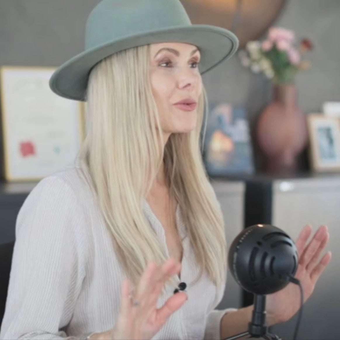 Top 8 Vitamins for Glowing Skin — A Nutritionist’s Guide